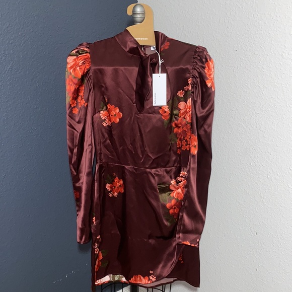 Reformation LIVIE Dress in Azusa - Picture 2 of 5